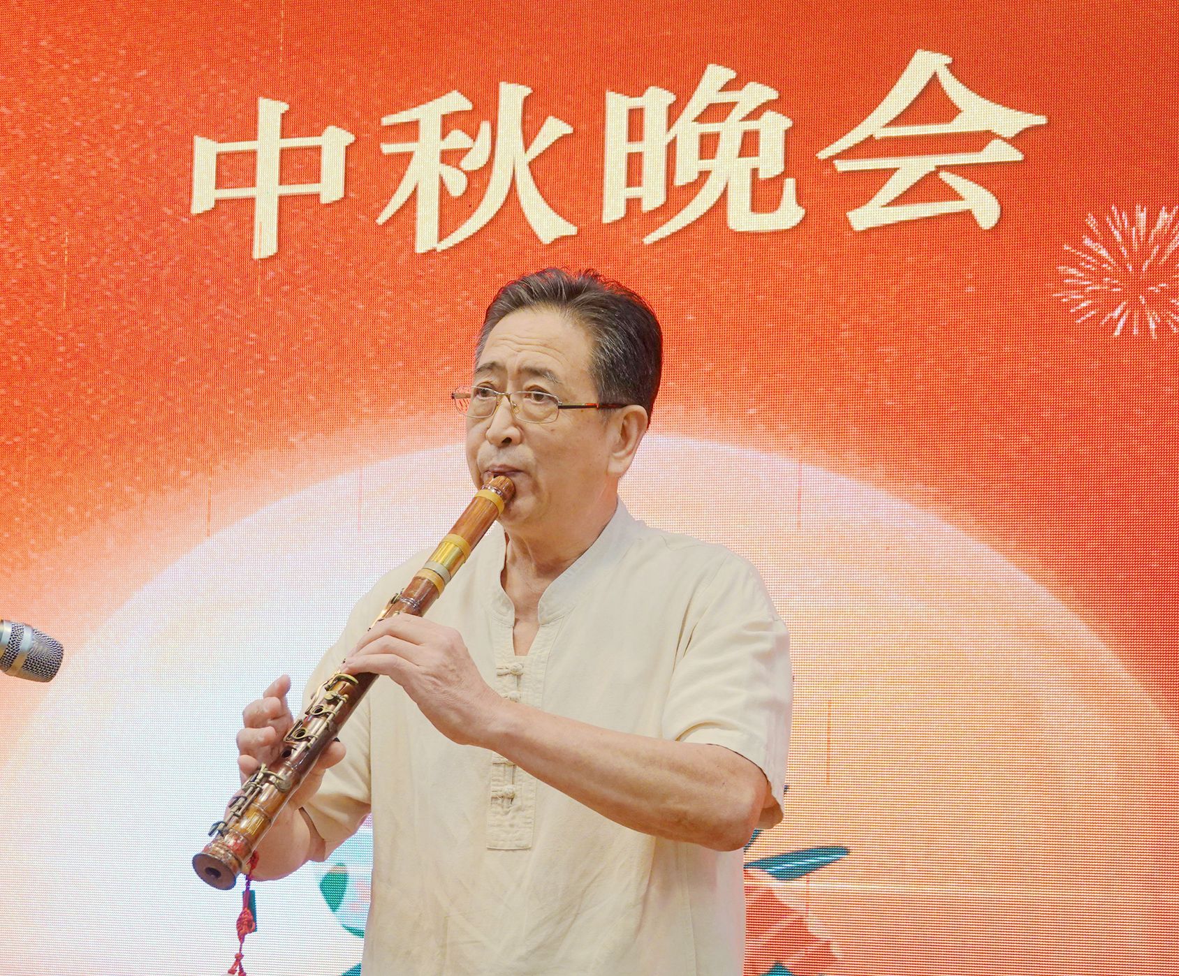《春江花月夜》演奏者：陈强岑，著名箫笛演奏家、国家一级演奏员