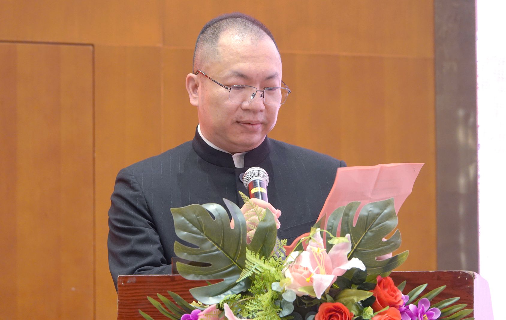 中国泉州市南音艺术家协会主席蔡家乐在第五届理监事会就职仪式致辞