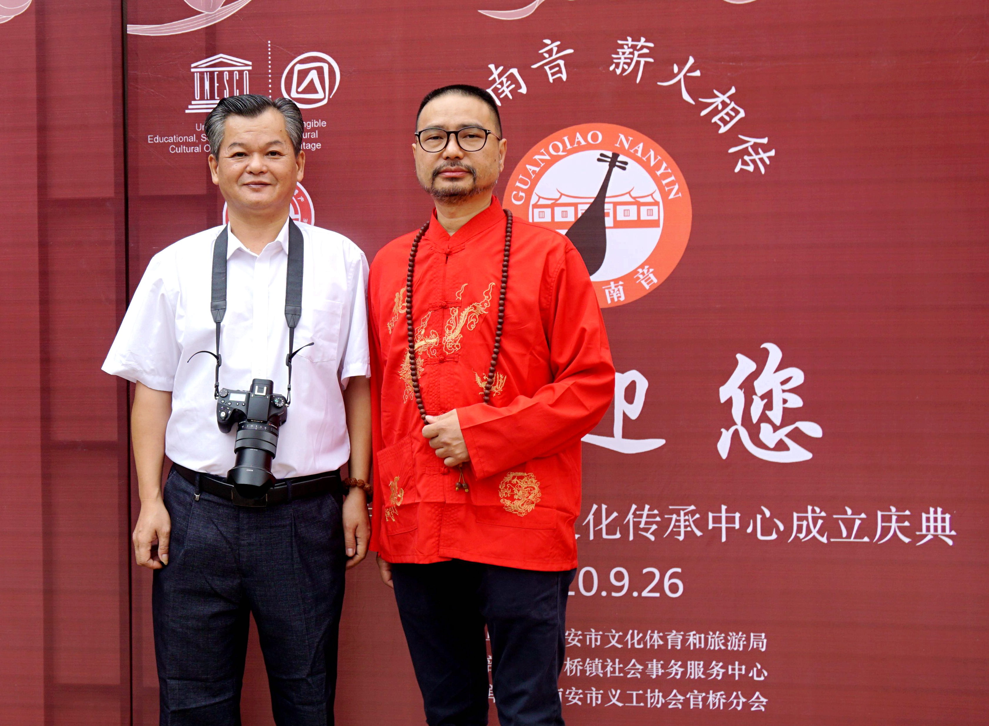 弦歌不辍承古韵 薪火长明照九州——记南音传承的当代践行者黄朝晖